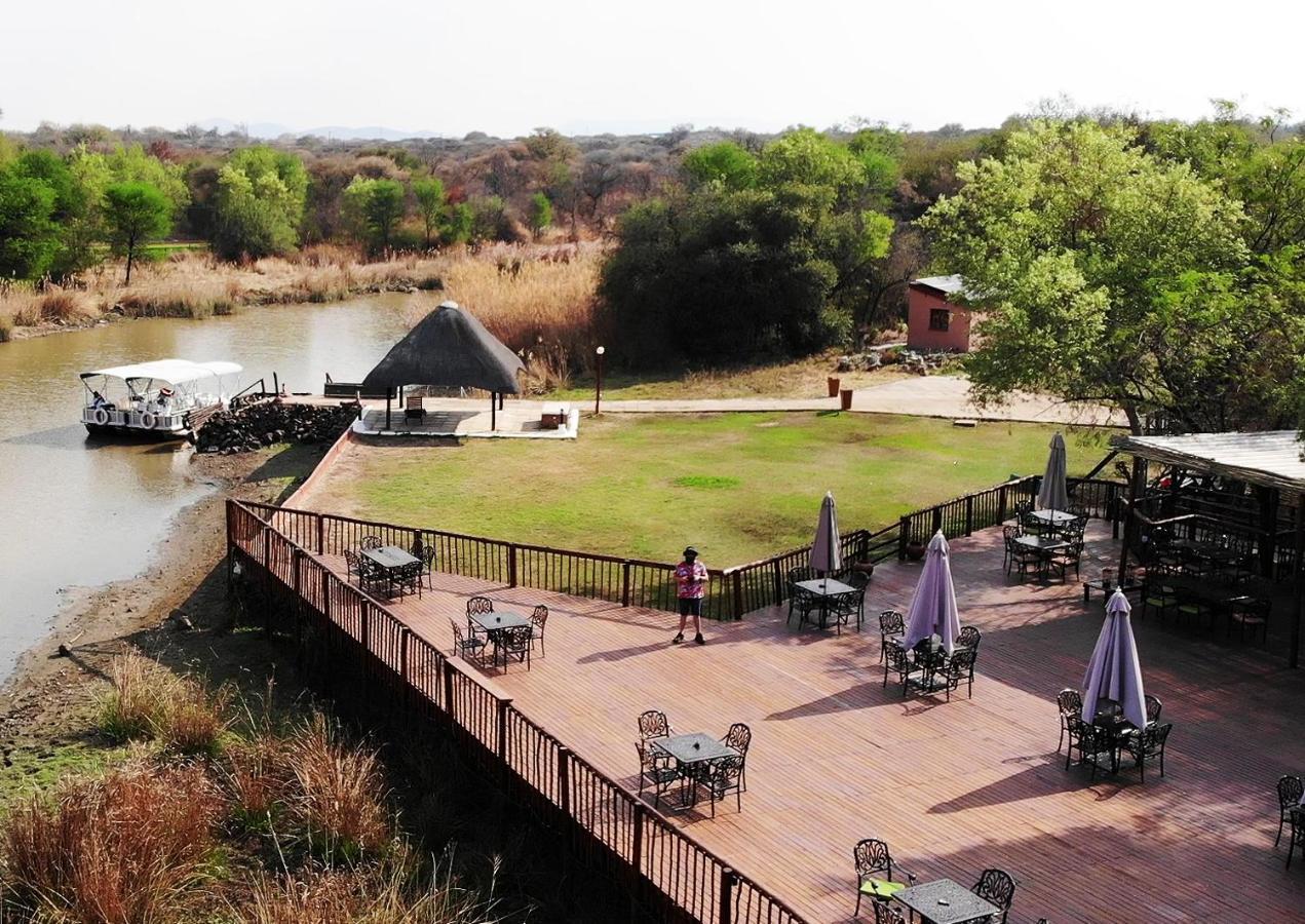 Crocodile Pools River Safaris Gaborone Esterno foto