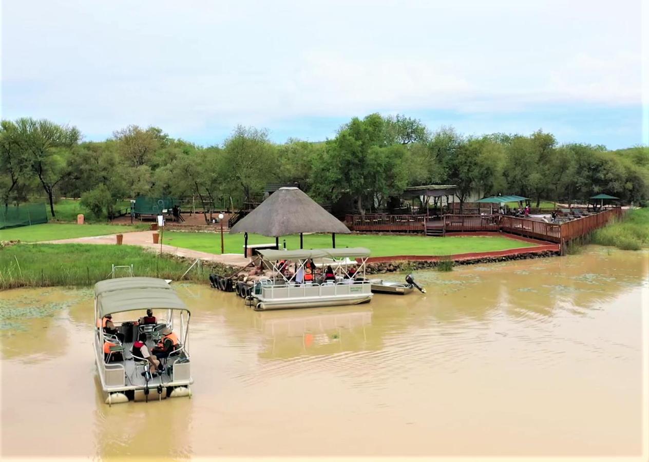 Crocodile Pools River Safaris Gaborone Esterno foto