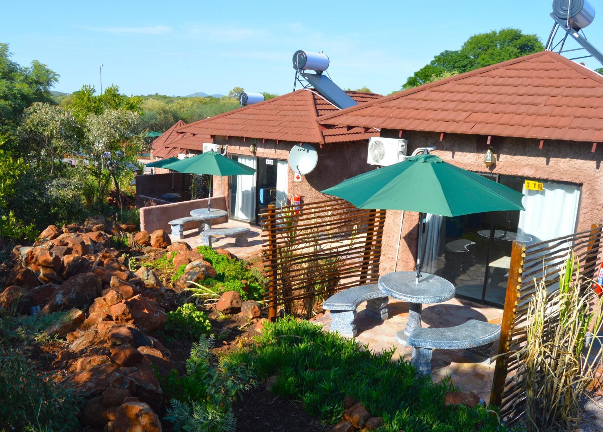 Crocodile Pools River Safaris Gaborone Esterno foto