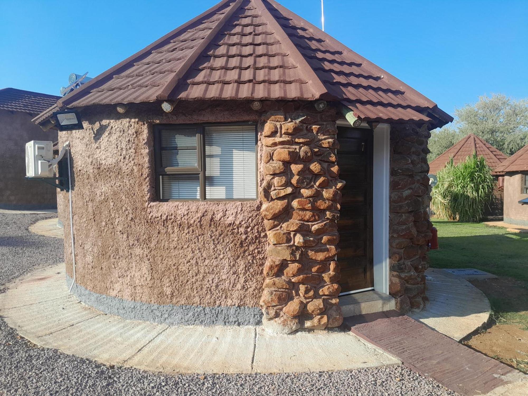 Crocodile Pools Resort Gaborone Esterno foto