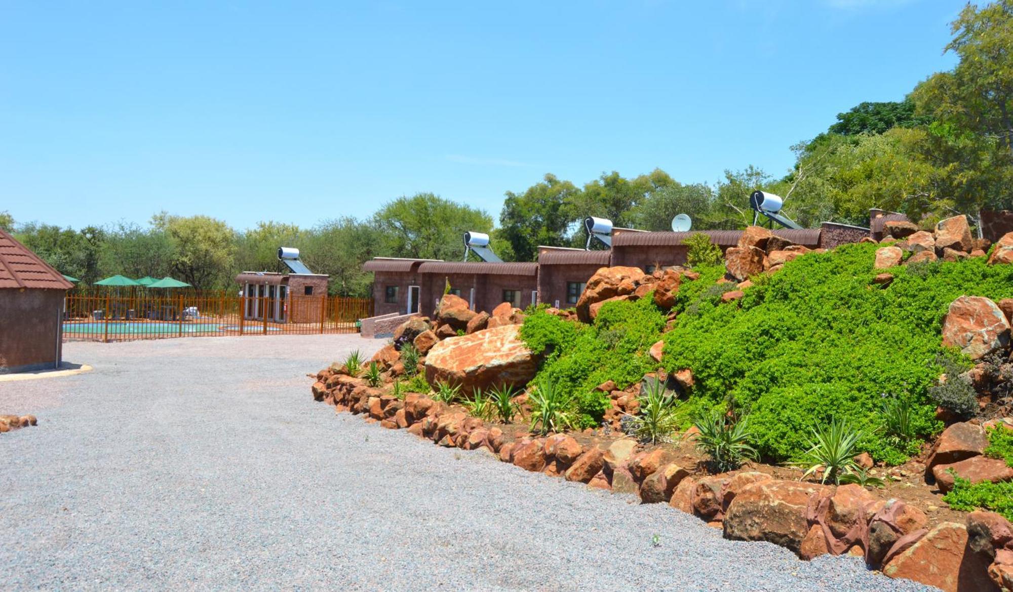 Crocodile Pools River Safaris Gaborone Esterno foto